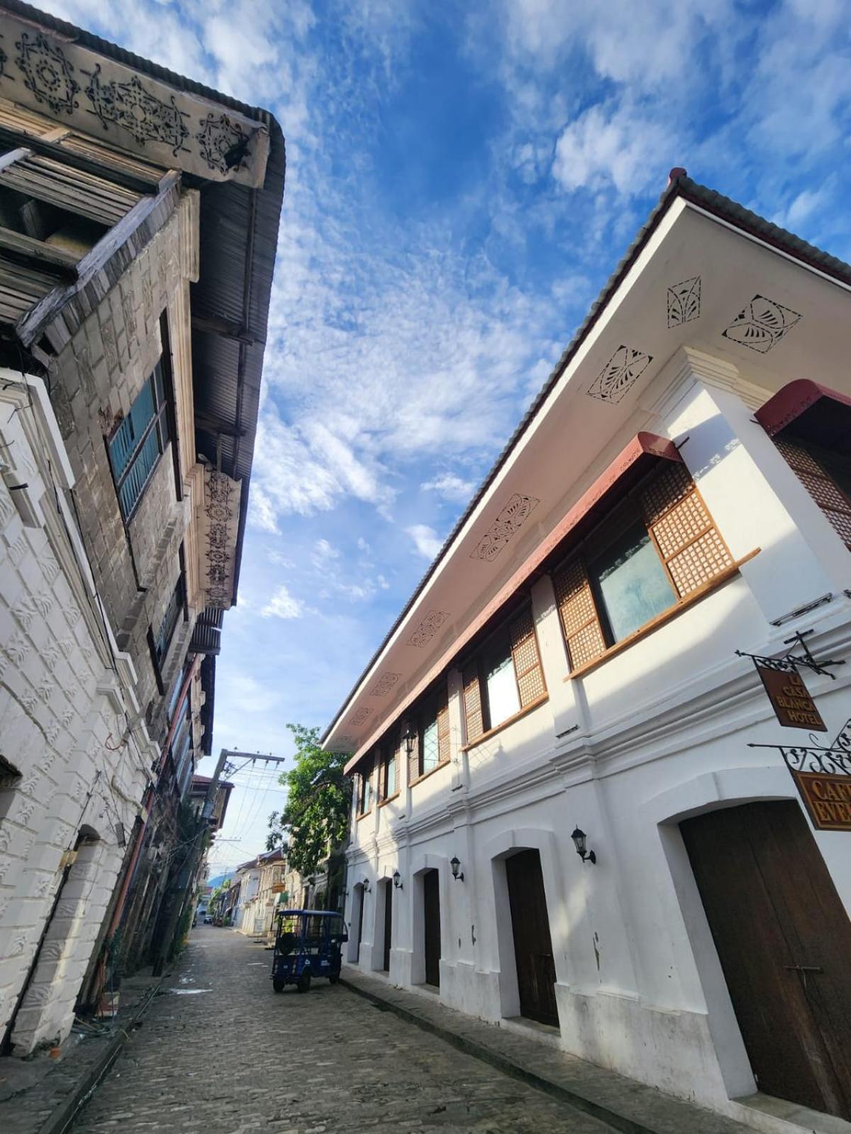 The Orange House - Vigan Villa Екстериор снимка